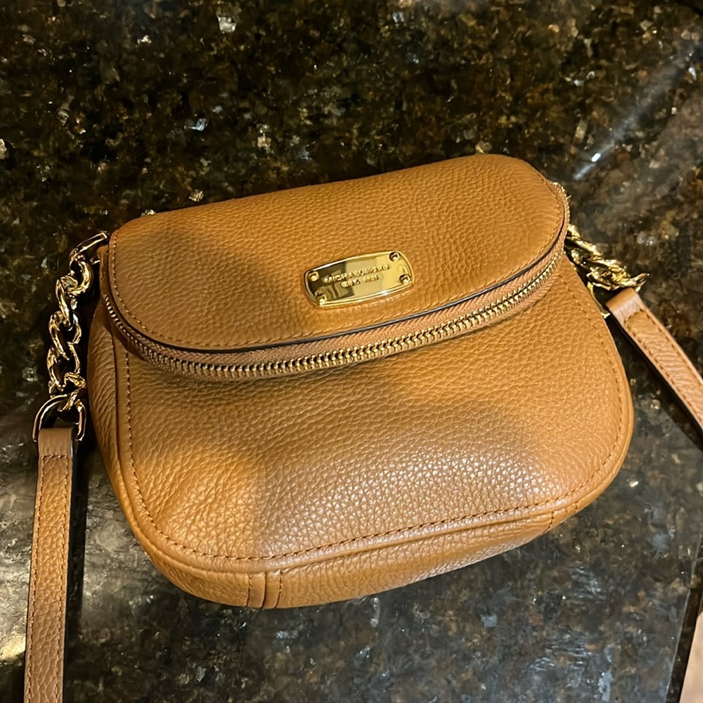 Cross body bag